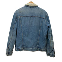 Levis Light Wash Size M Almost New
