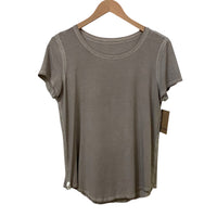 Lululemon Beige Size 6 Short Sleeve Almost New