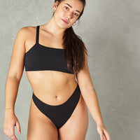 Huha Low Profile Thong - Black