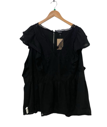 torrid Black  Size 4 Almost New