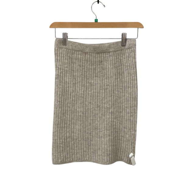 Happily Grey Beige Size M Almost New