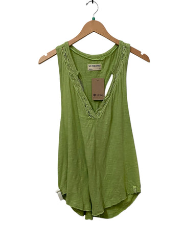 we the free Green  Size M Almost New