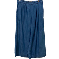 J Crew Medium Wash Size 6 Almost New