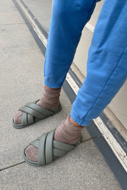 Cloud Socks - Frappe