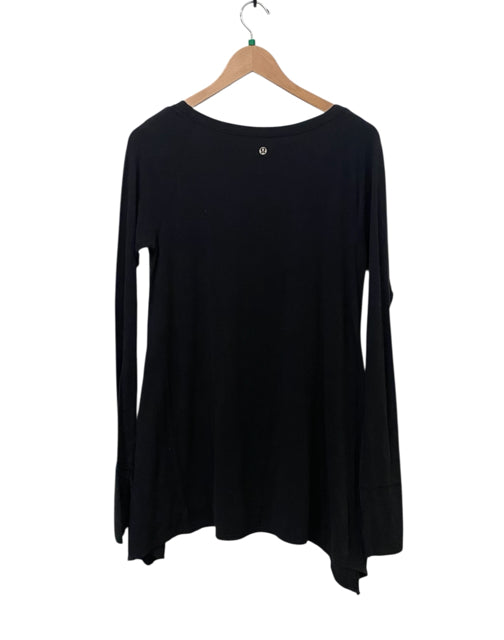 Lululemon Black Size 8 Longsleeve Almost New