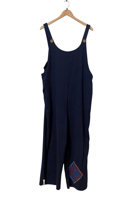 Navy Size M Almost New