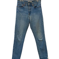 Levis Medium Wash Size 26 Almost New