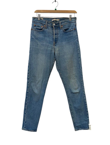 Levis Medium Wash Size 26 Almost New