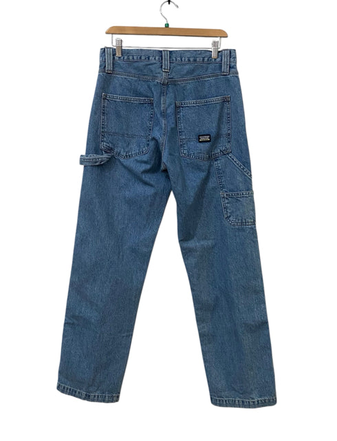 Levis Medium Wash Size 30 Almost New