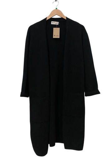 Little Mountain Black Size O/S Almost New