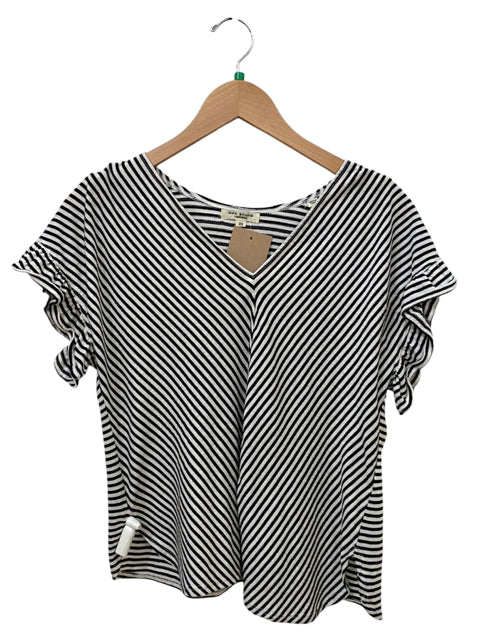 Max Studio Black & White Size XS Almost New